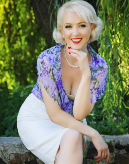 Aleksandra (38) aus Warschau auf www.partnervermittlung-polnische-frauen.de (Kenn-Nr.: d00808)