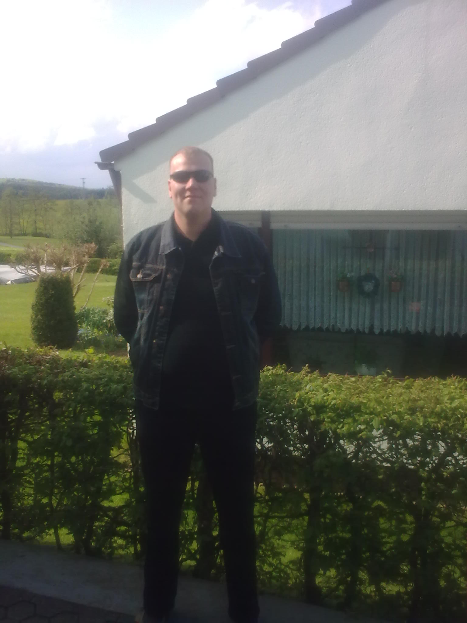 Sven (41) aus eisenach auf www.partnervermittlung-polnische-frauen.de (Kenn-Nr.: H0006)